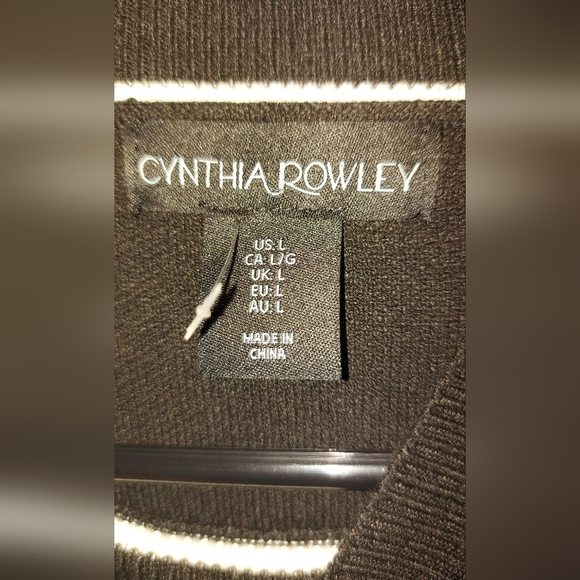 Striped Crew Neck Sweater - Picture 3 of 6